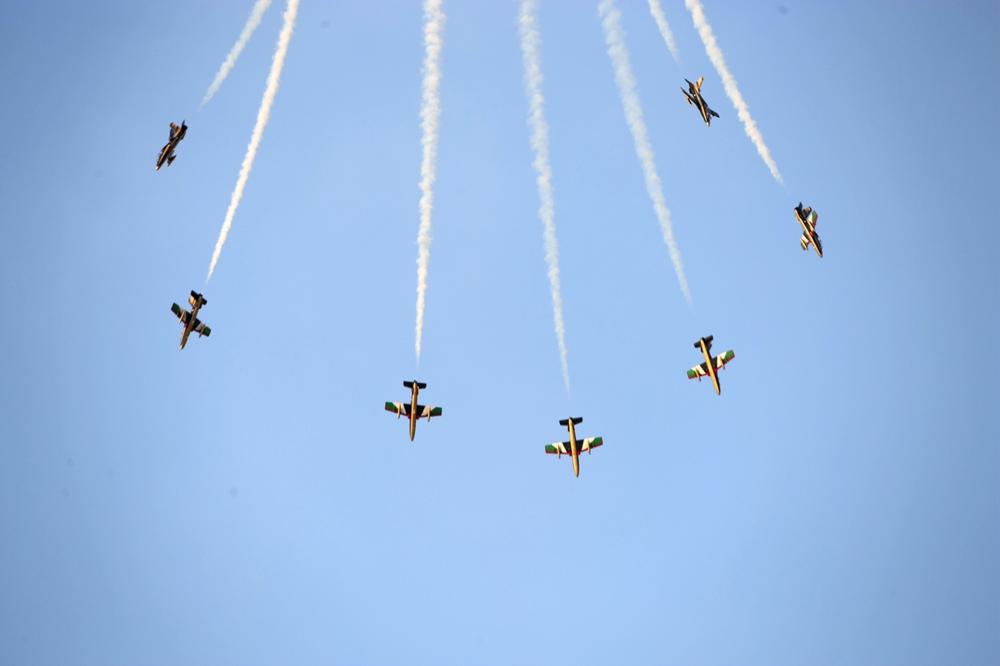 The Weekend Leader - Give wings to your dreams', IAF air show in Srinagar on Sunday